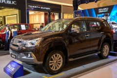 Isuzu mu-X 2018 trở thành SUV 7 chỗ rẻ nhất Việt Nam