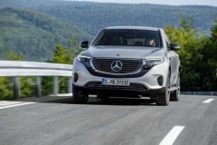Soi chi tiết xe điện Mercedes EQC cạnh tranh với Audi E-tron