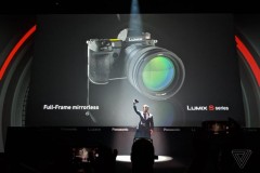 Máy ảnh mirrorless full frame đầu tiên của Panasonic hứa hẹn nhiều điều cho năm 2019