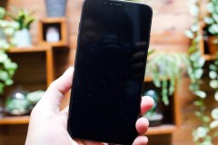 Lộ diện mô hình iPhone Xs Plus đẹp lung linh với mặt kính, màn hình lớn 6,5 inch