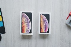 Đập hộp & đánh giá nhanh iPhone Xs Max xem có gì đặc biệt