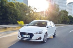 Hyundai i30 facelift 2018 được trang bị động cơ diesel Smartstream mới