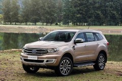 Ford Everest 2018 hay Toyota Fortuner 2018 đáng để rút hầu bao hơn?