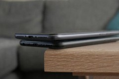 So sánh Pocophone F1 và Honor Play: Quái vật chơi game nào thắng cuộc