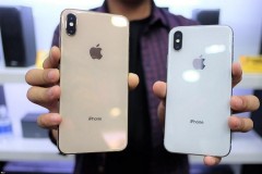 Thử nghiệm thả rơi để kiểm tra độ bền của màn hình của iPhone XS và iPhone XS Max