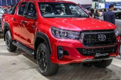 Toyota Hilux Revo Rocco có thêm bản động cơ dầu diesel 2,4 lít công suất 150 mã lực cho