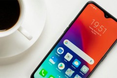 Trên tay OPPO Realme 2 Pro: Ngoại hình đẹp, cấu hình tốt và giá 5.7 triệu đồng