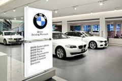 Vướng thủ tục nhập khẩu, BMW 320i chưa thể về tới Việt Nam
