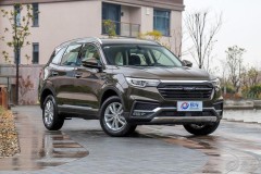 Cận cảnh xe “Tàu” Zotye T500 đẹp long lanh vừa ra mắt