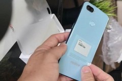 Xuất hiện video đập hộp Realme 2 Pro với màn hình giọt nước