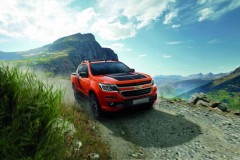 Chevrolet Colorado Storm cập bến Việt Nam, giá 819 triệu đồng, giới hạn 100 chiếc