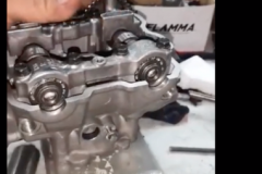 Hệ thống DOHC trên Winner 150 được trang bị Bạc Đạn