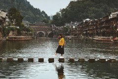 Cùng Galaxy A7(2018)chụp trọn sông núi Hồ Nam với camera góc siêu rộng: Phượng Hoàng Cổ Trấn