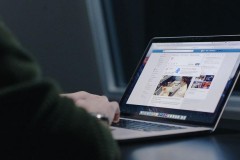 Làm thế nào để lưu trữ hay xóa một nhóm trên facebook?