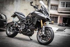Ducati Multistrada 1200 nổi bật với gói trang bị full Carbon đi kèm dàn chân lôi cuốn