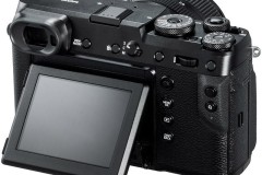 Fujifilm công bố chính thức chiếc máy ảnh không gương lật với cảm biến Medium format