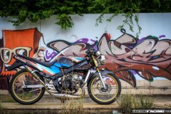 Kawasaki Victor 150 khoác bộ áo đậm chất thể thao cùng dàn đồ chơi kiểng