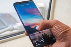 Huawei Mate 20 Pro có thể sạc đầy 100% viên pin 4.200 mAh trong 68 phút