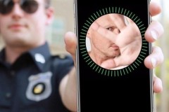 iPhone với Face ID: Cảnh sát Mỹ được dạy là “đừng nhìn vào iPhone của nghi phạm”