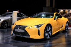 Lexus LC Yellow Edition bản đặc biệt được trưng bày tại Triển lãm Ô tô Quốc tế Paris 2018