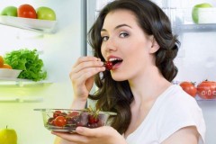 Lời khuyên hữu ích không nên cho thực phẩm nóng vào tủ lạnh xuất phát từ đâu?