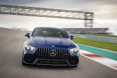 Mercedes-Benz chính thức sản xuất AMG GT phiên bản 2019, cạnh tranh với Porsche Panamera
