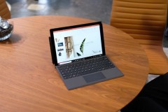 Trận chiến khốc liệt giữa Microsoft và Apple ở mảng máy tính tại Mỹ