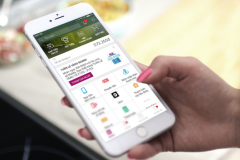 MoMo lọt vào vị trí thứ 13 trên Google Play và vị trí số 1 của Top Free Finance