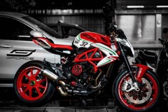 MV Agusta Brutale 800 nâng cấp đầy kịch tính tại G-Force Thailand