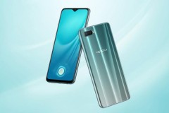 OPPO R15x trình làng với màn hình giọt nước, cảm biến vân tay trong màn hình
