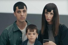 Samsung "đá xoáy" vào cặp "tai voi" của Google Pixel 3XL