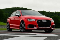 10 mẫu xe hơi đáng mua nhất năm 2018 để sưu tầm cho tương lai