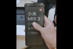 Bất ngờ lộ diện video trên tay Xiaomi Mi MIX 3 trước giờ ra mắt