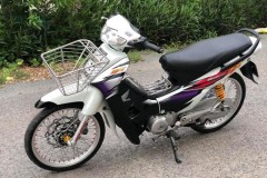 Honda Wave bản nâng cấp đậm chất chơi với hệ thống treo Ohlins