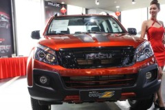Cập nhật bảng giá xe Isuzu D-Max 201 mới nhất tháng 10/2018