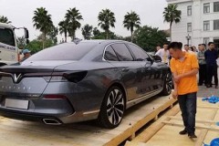 Xuất hiện những hình ảnh đầu tiên về SUV Lux SA2.0 của VinFast