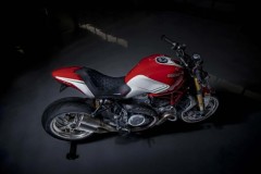 Ducati Monster 1200 phiên bản giới hạn Tricolore từ Motovation