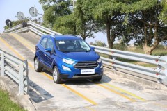 Bán tải Ford Ranger tiếp tục là mẫu xe bán chạy nhất tháng 10
