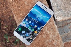 Galaxy J7 Pro bị vấn đề cảm ứng với Android 8.1 Oreo