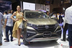 Giá lăn bánh Toyota Rush 2018