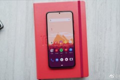 Bất ngờ lộ diện hình ảnh của OnePlus 7 với màn hình nốt ruồi