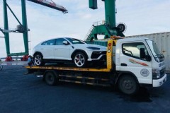 Siêu phẩm Lamborghini Urus đầu tiên đã đặt chân tới Việt Nam