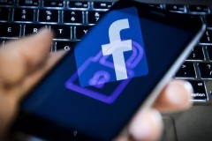 Thông tin cá nhân và tin nhắn riêng tư của người dùng Facebook bị đăng bán