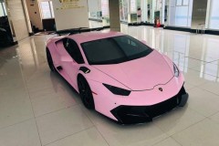 Chiêm ngưỡng một Lamborghini Huracan LP610-4 "điệu đà" trong bộ cánh màu hồng