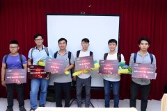 Robot và trí thông minh nhân tạo kết hợp với con người để tạo nên một nhà máy thông minh bền vững