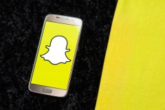 Snapchat là gì? Snapchat có đáng để các doanh nghiệp đầu tư Marketing không?