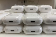 Lộ diện nhiều hình ảnh thực tế của tai nghe không dây AirPods 2