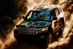 Toyota Land Cruiser 2019 có giá khởi điểm từ 88.544 USD tại Mỹ