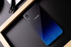 Cận cảnh Vivo X23 Symphony Edition với mức giá thấp hơn, chipset mới và camera selfie AI