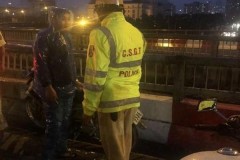 Xử lý nghiêm "xe ôm" đón khách bừa bãi, chặn đứng tai nạn ở cao tốc trên cao